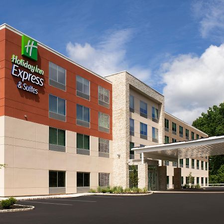 Holiday Inn Express & Suites - North Brunswick By Ihg Exteriér fotografie