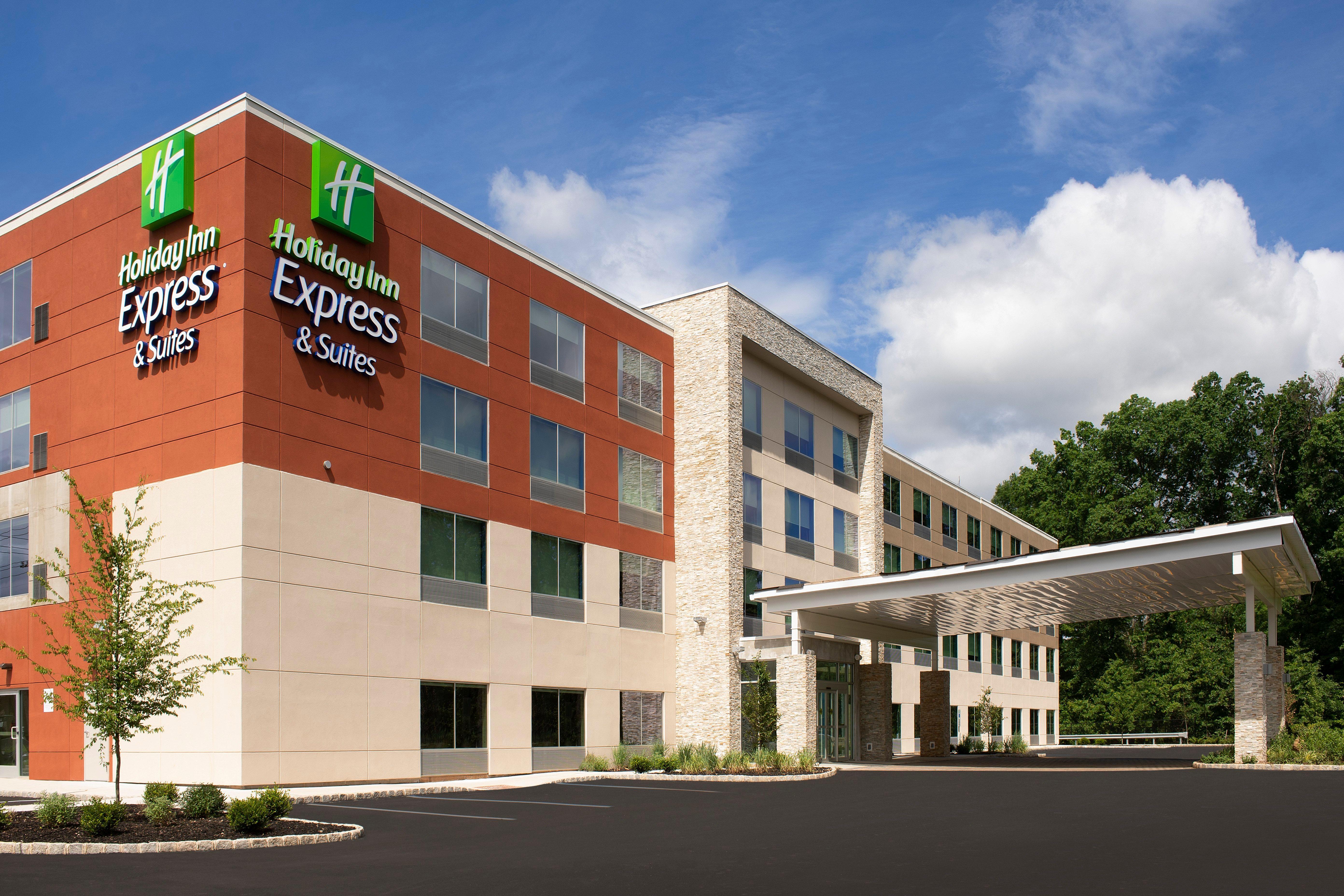 Holiday Inn Express & Suites - North Brunswick By Ihg Exteriér fotografie